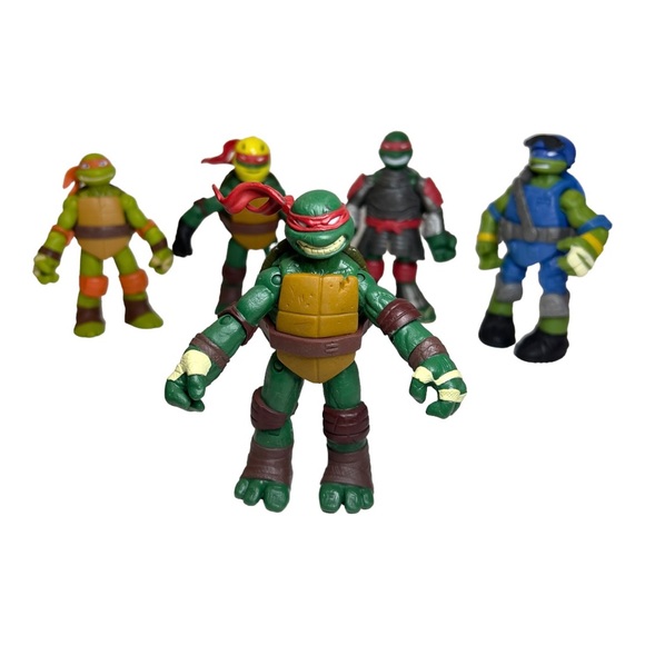 5 Teenage Mutant Ninja Turtle Figures with 2 Swords 4.5 Inches Tall 2012-2013 - Picture 10 of 10